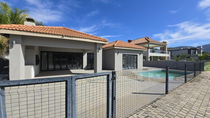 4 Bedroom Property for Sale in The Islands Estates North West